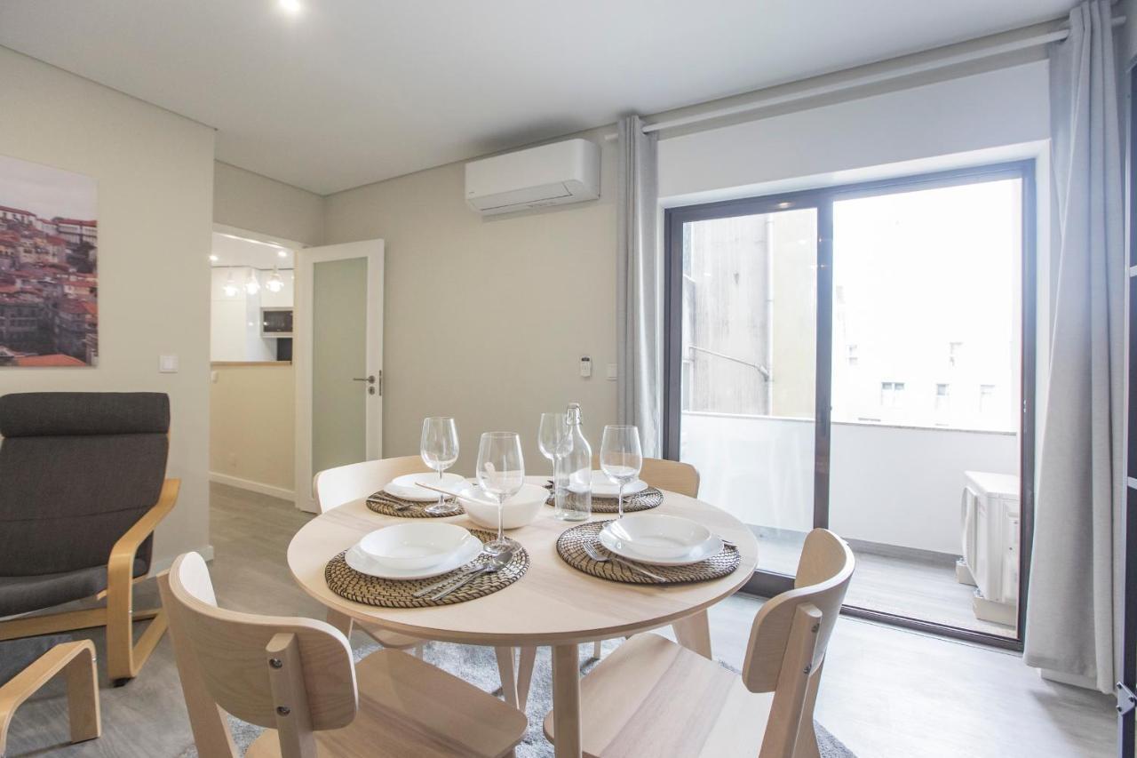 2Br Flat W/ Ac & Great Views By Lovelystay 빌라노바데가이아 외부 사진