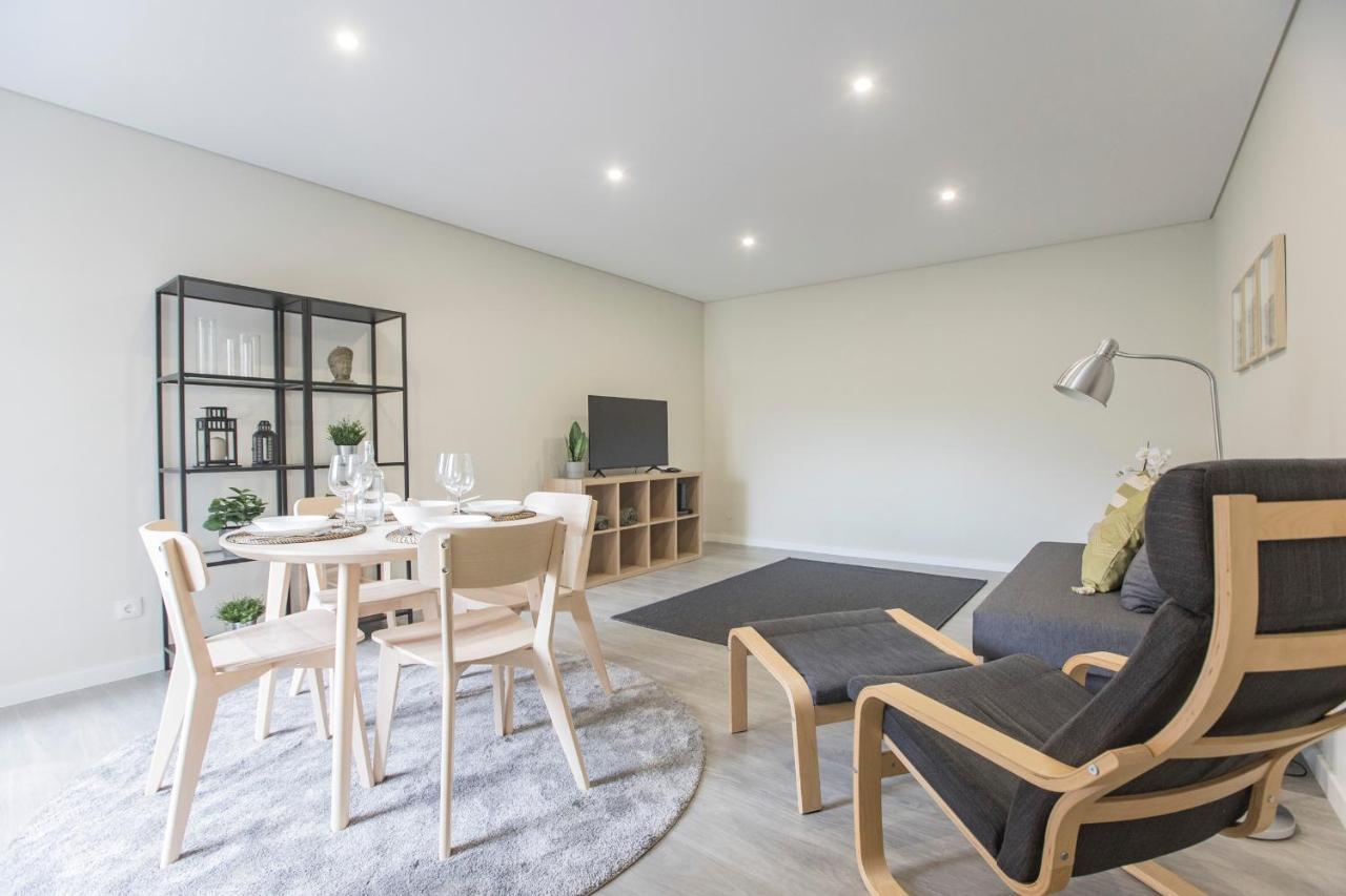 2Br Flat W/ Ac & Great Views By Lovelystay 빌라노바데가이아 외부 사진