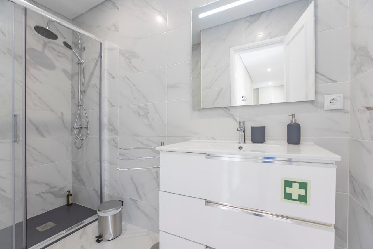 2Br Flat W/ Ac & Great Views By Lovelystay 빌라노바데가이아 외부 사진